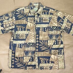 Vintage Hibiscus Hawaiian shirt with brown accents in a size Large